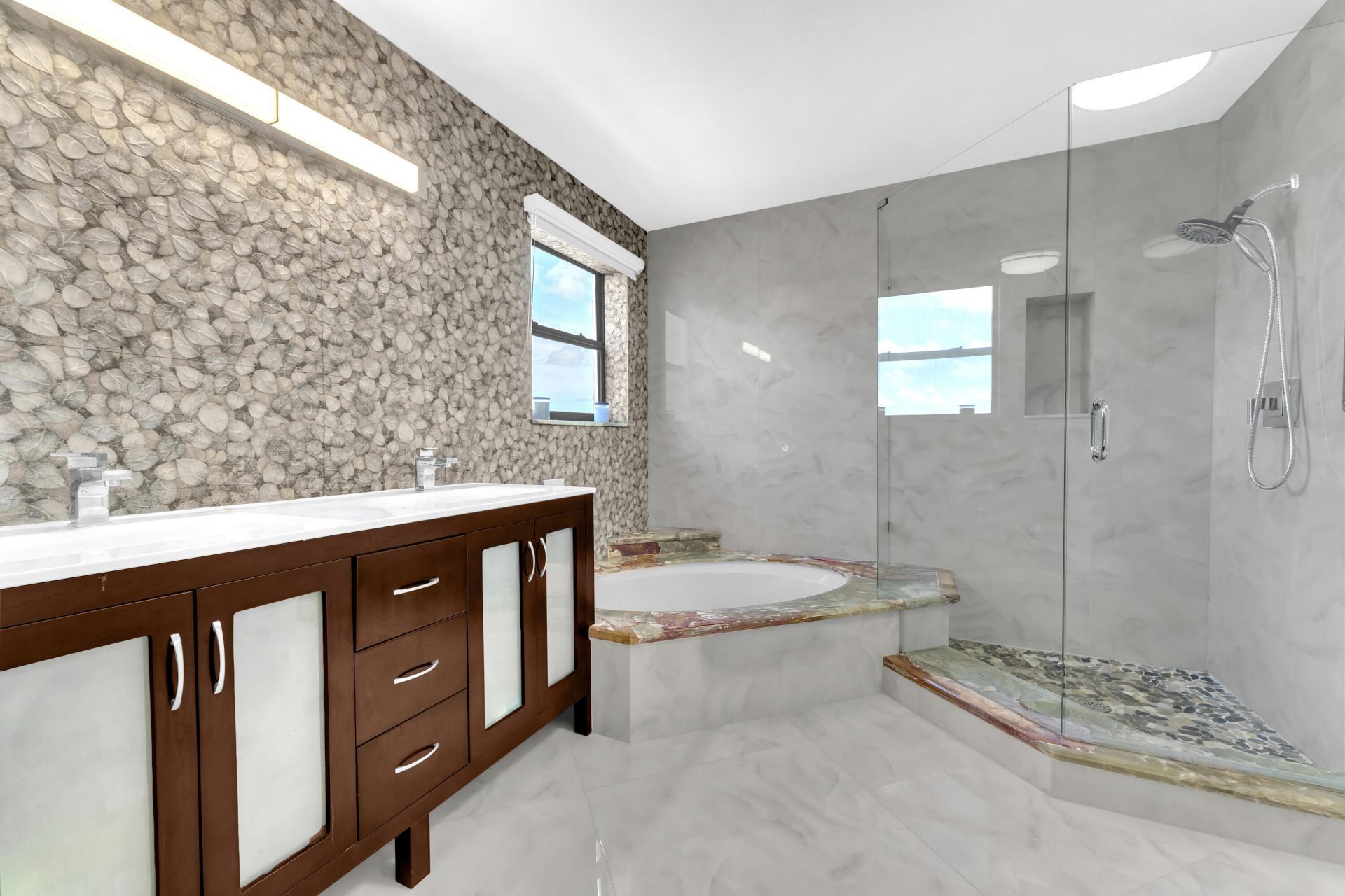 7578 Regency Lake Drive, Unit 802, Boca Raton, FL 33433 Photo