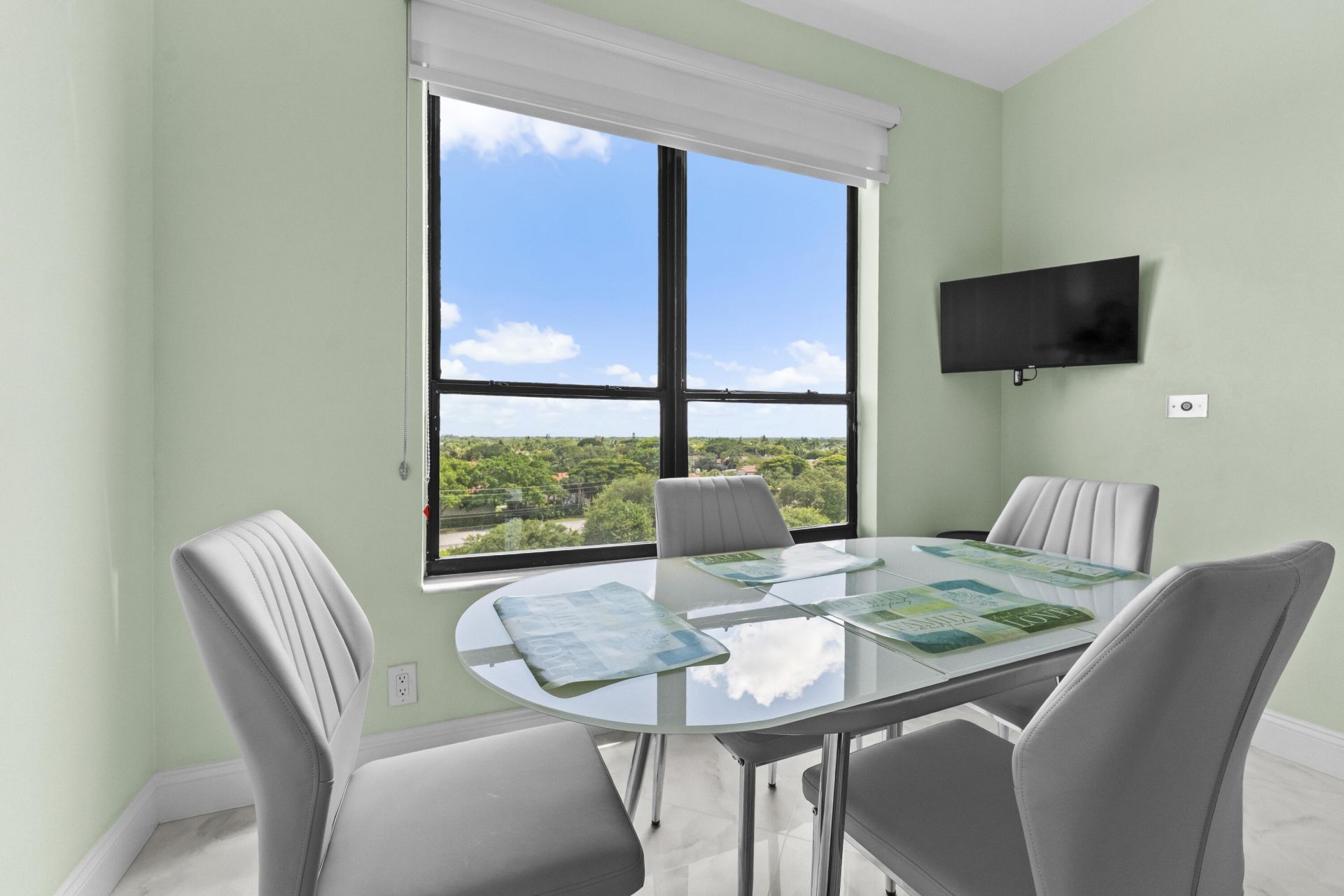7578 Regency Lake Drive, Unit 802, Boca Raton, FL 33433 Photo