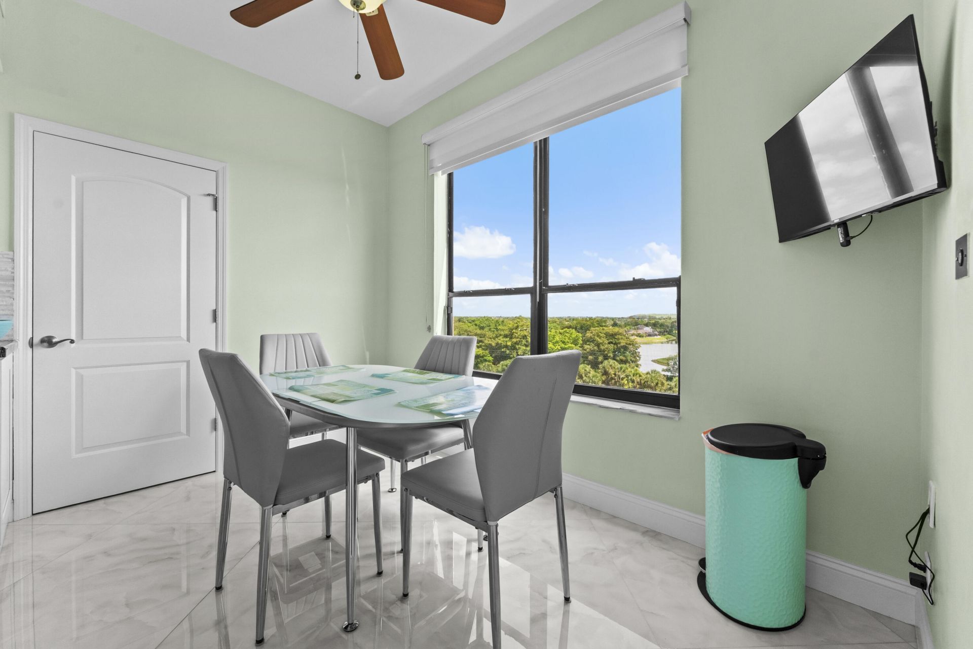 7578 Regency Lake Drive, Unit 802, Boca Raton, FL 33433 Photo