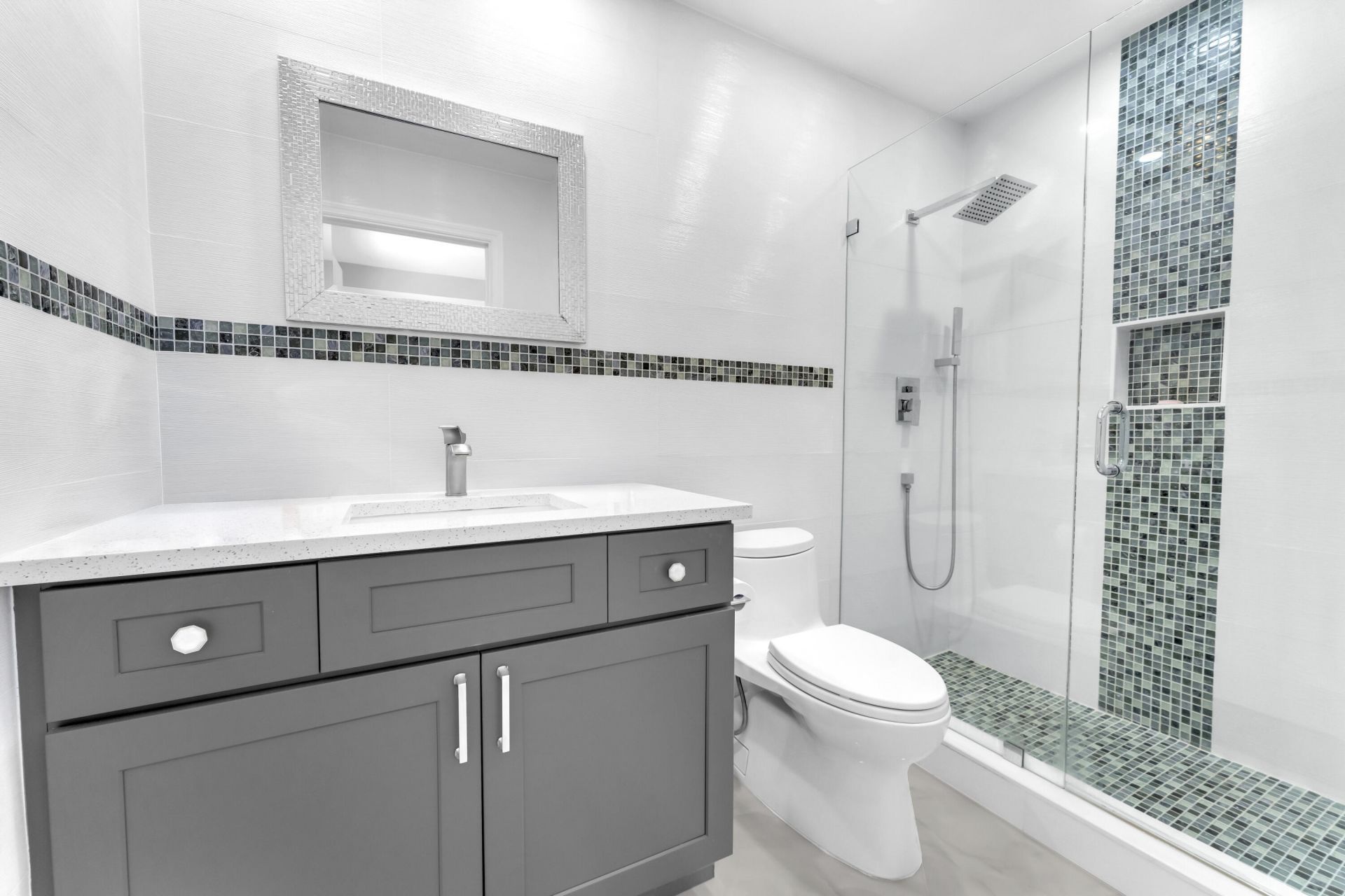 7578 Regency Lake Drive, Unit 802, Boca Raton, FL 33433 Photo