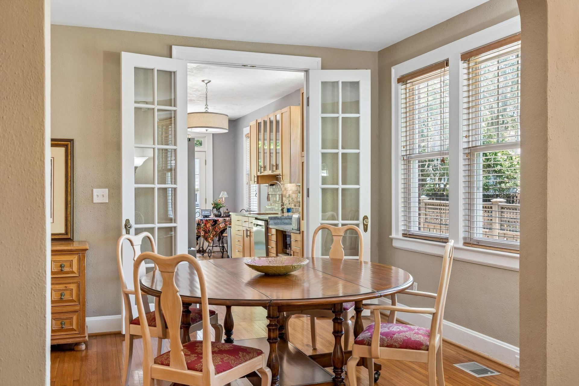 18 Stocker Drive Photo 13