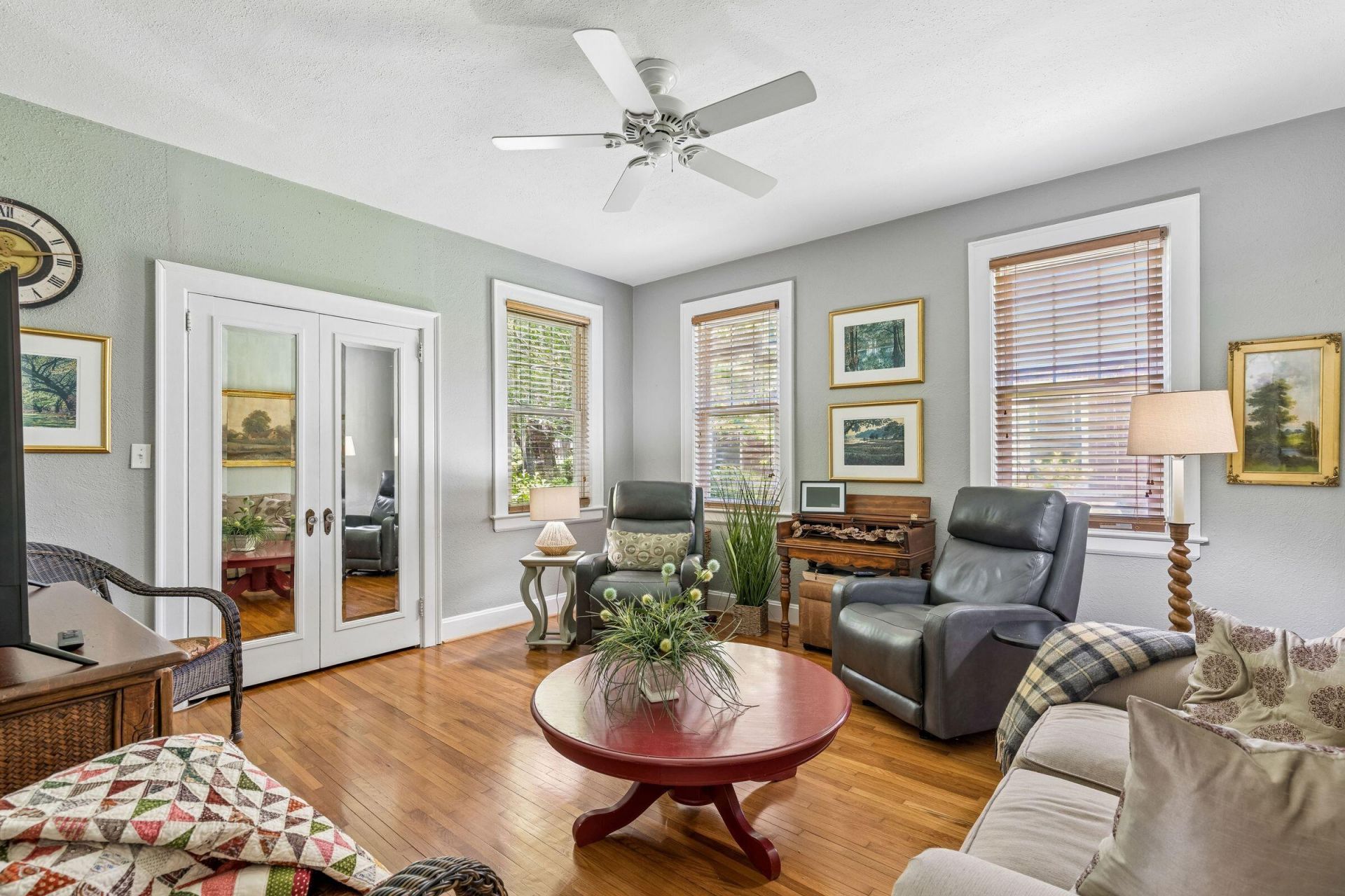 18 Stocker Drive Photo 30