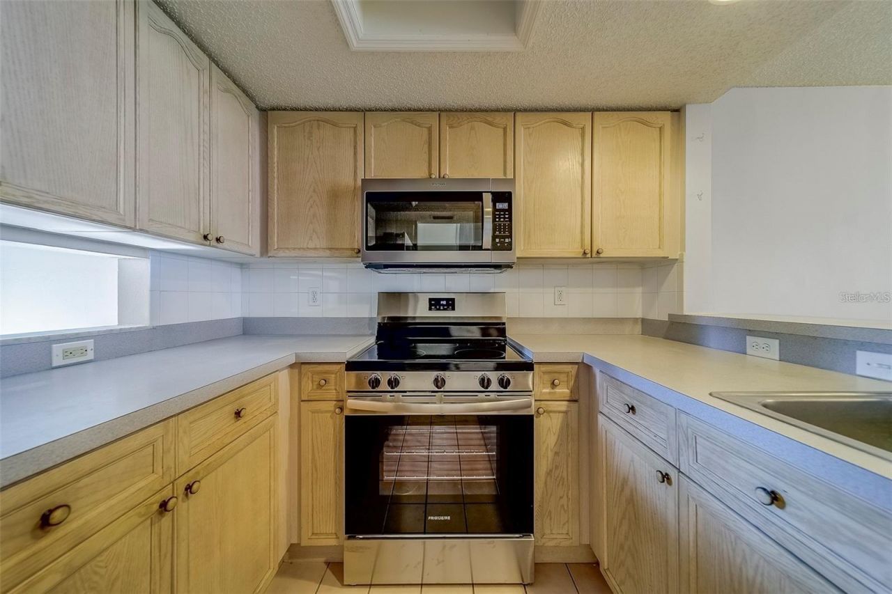 9209 Jakes Path, Largo, FL 33771 Photo