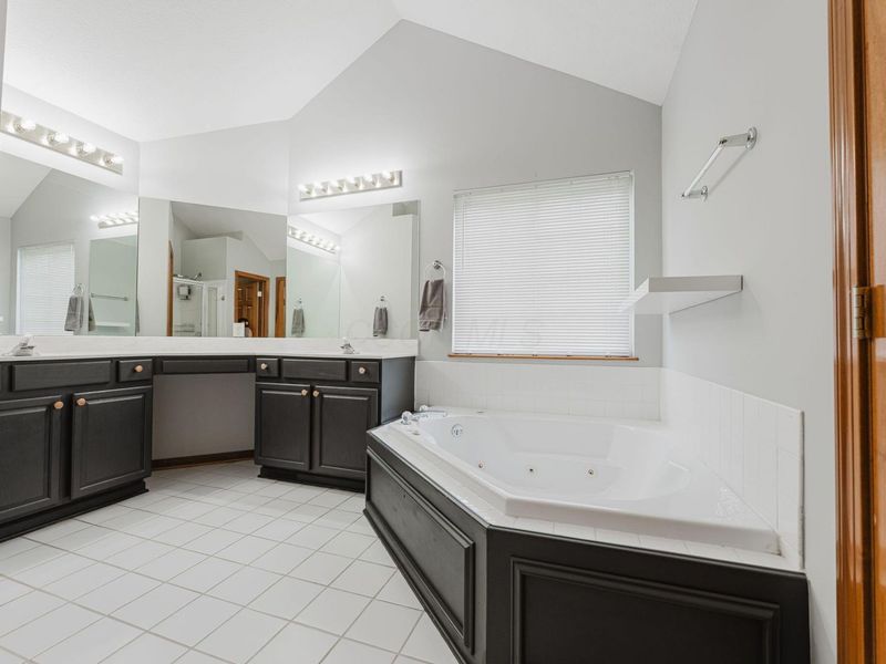 516 Ivyside Square, Westerville, OH 43082 Photo 25