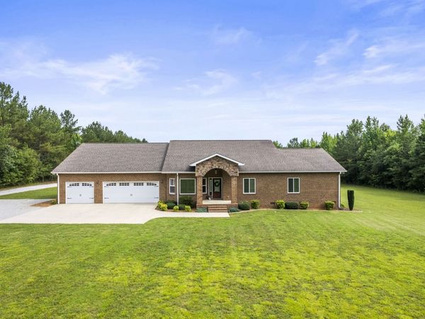 206 Knott Rd , Winchester, TN 37398