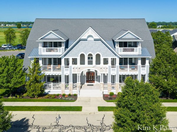 4661 Macatawa Legends Boulevard, Unit 3, Holland, MI 49424