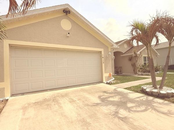 1613 SW Whipple Avenue, Port St. Lucie, FL 34953