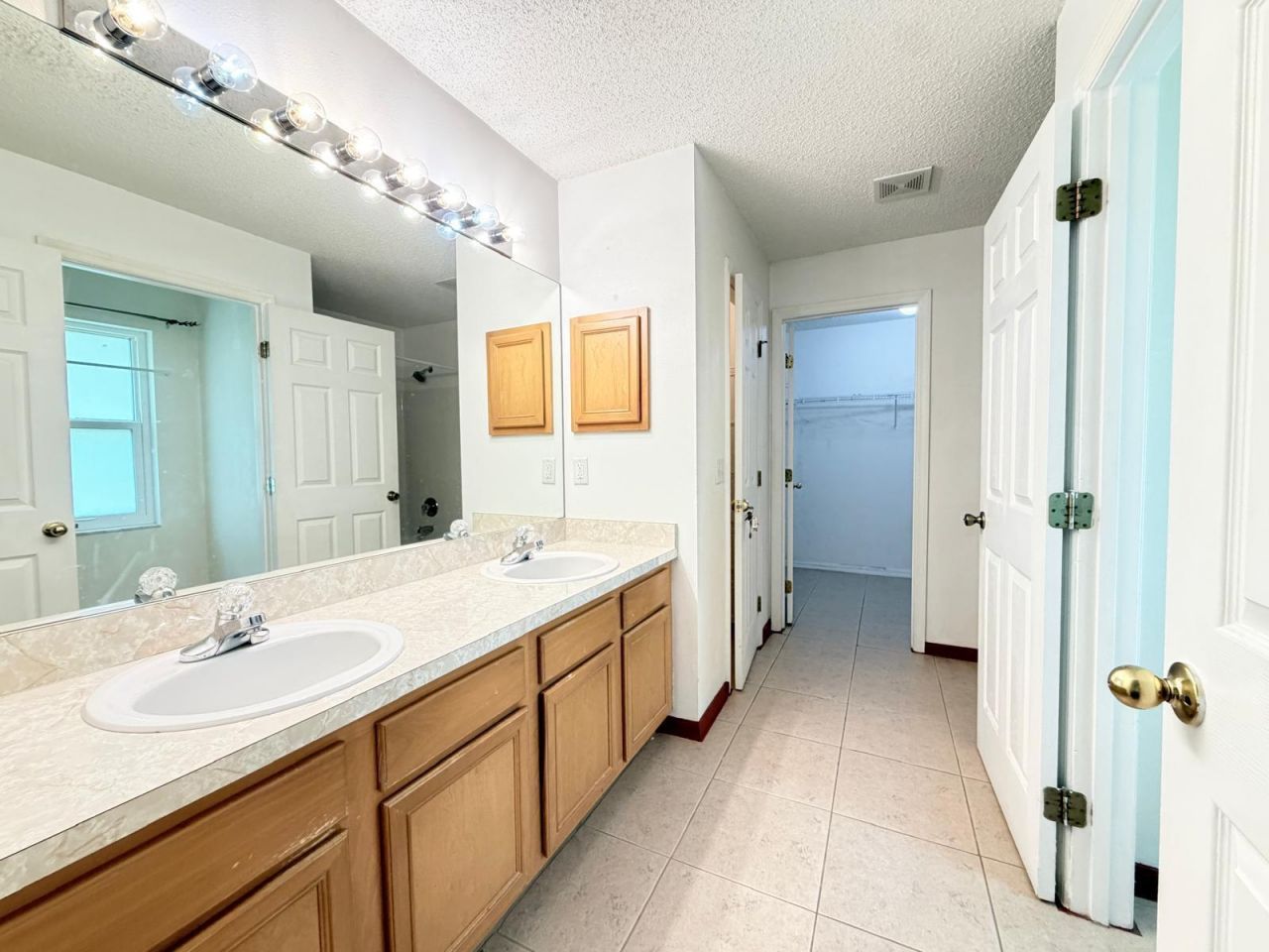 1613 SW Whipple Avenue, Port Saint Lucie, FL 34953 Photo