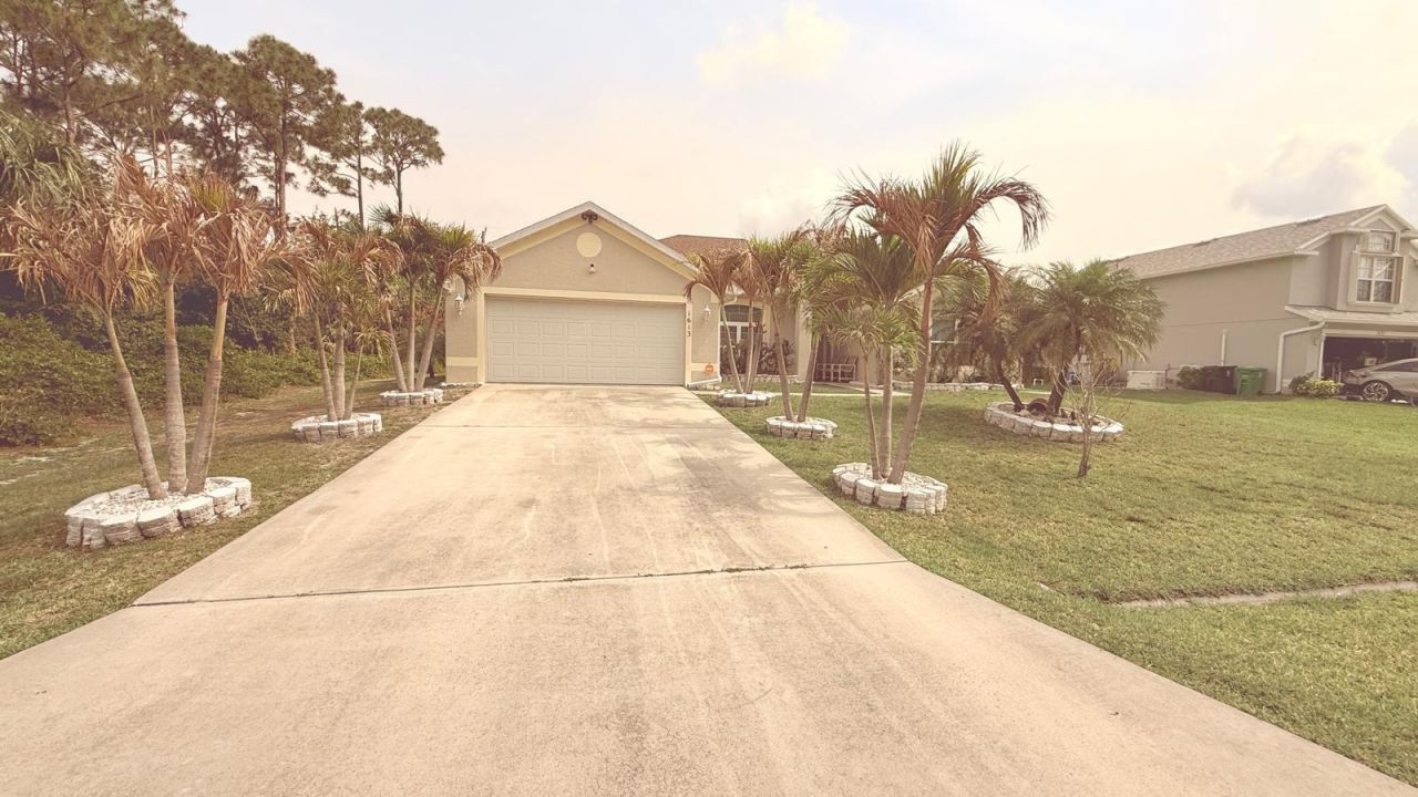 1613 SW Whipple Avenue, Port Saint Lucie, FL 34953 Photo