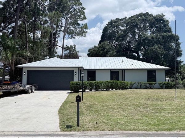 745 17th Lane SW, Vero Beach, FL 32962