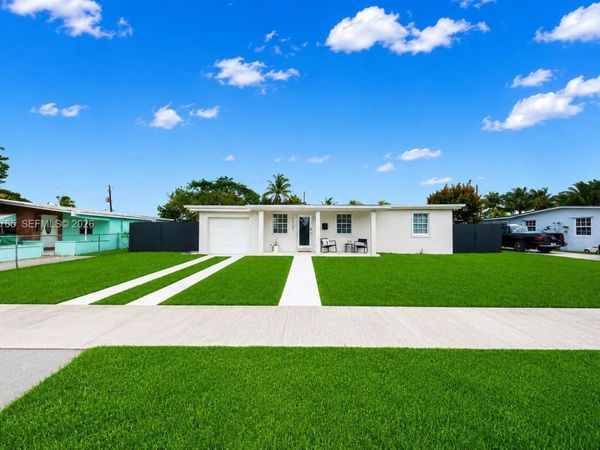 10731 SW 51st Dr , Miami, FL 33165