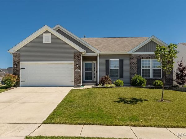 393 Victory Height Drive , Wentzville, MO 63385