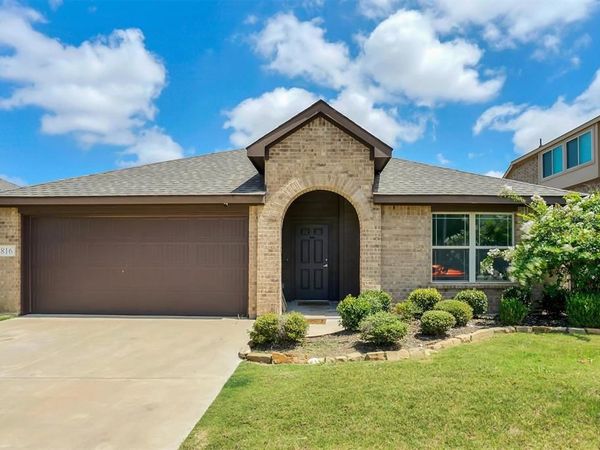 816 Oriel Circle, Fort Worth, TX 76036