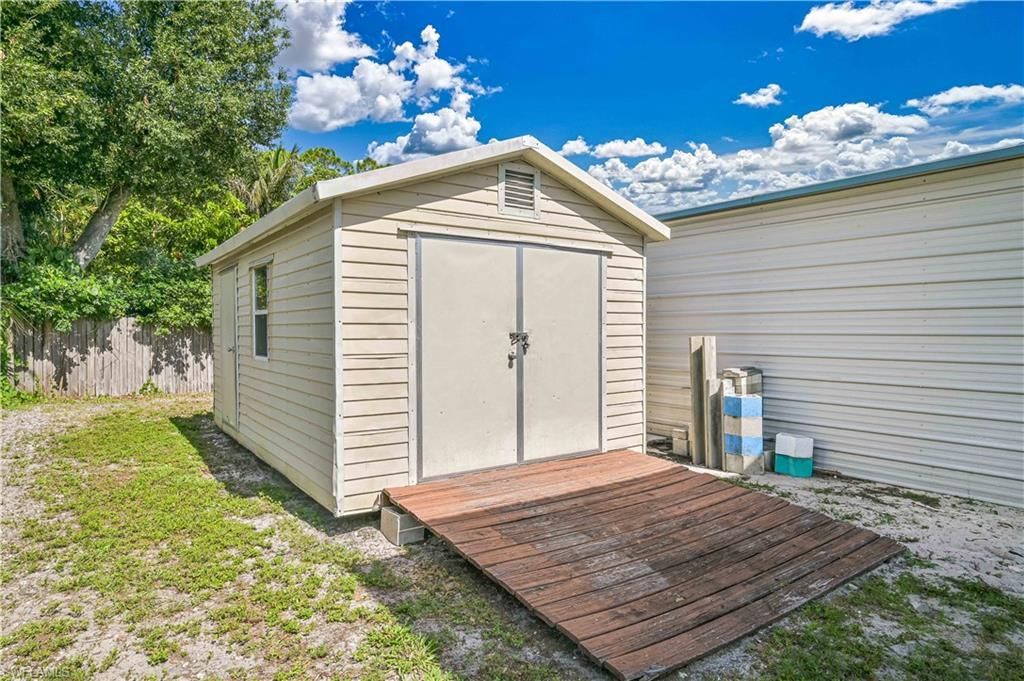427 Stockton St, North Fort Myers, FL 33903 Photo