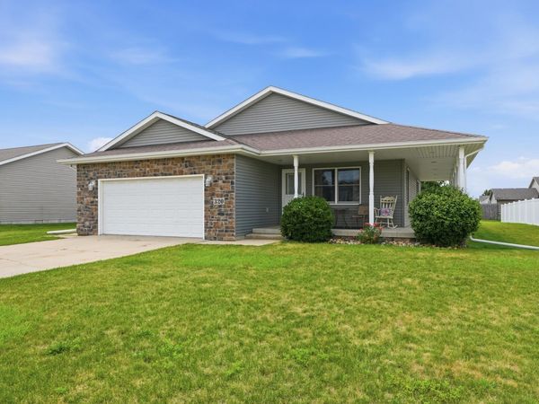 320 Ironwood Street NW , DeMotte, IN 46310