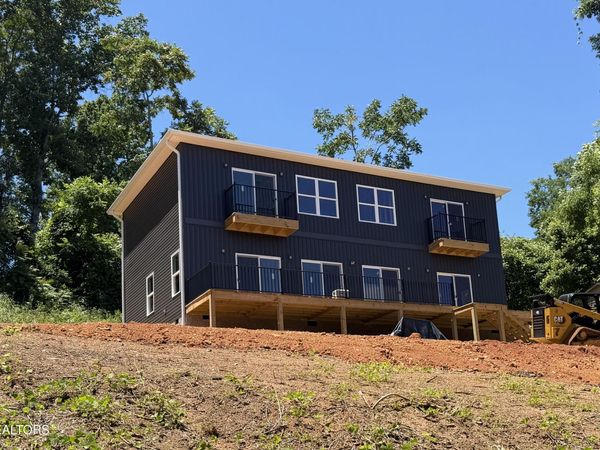 109 Breezeway Lane, Caryville, TN 37714