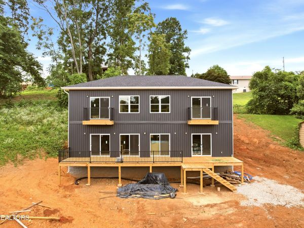 109 Breezeway Lane, Caryville, TN 37714
