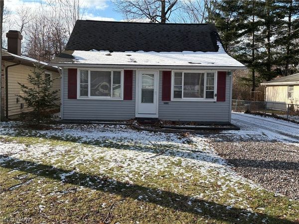 656 Hazelwood Avenue , Vermilion, OH 44089