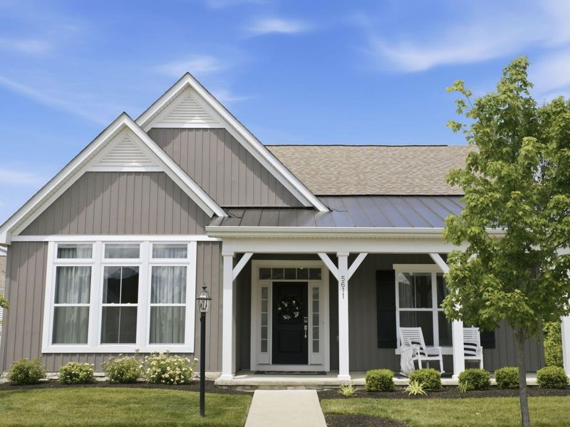 5611 Jessica Lane W, Powell, OH 43065 Photo 2