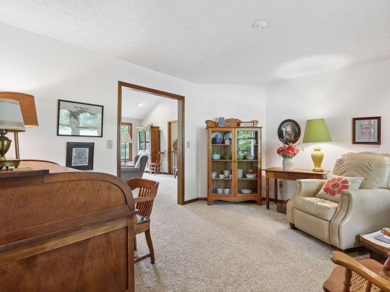 1525 Cole Road, Columbus, OH 43228 Photo 25