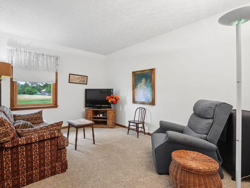 1525 Cole Road, Columbus, OH 43228 Photo 26