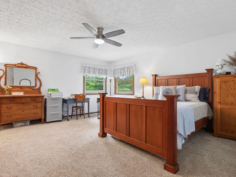 1525 Cole Road, Columbus, OH 43228 Photo 31