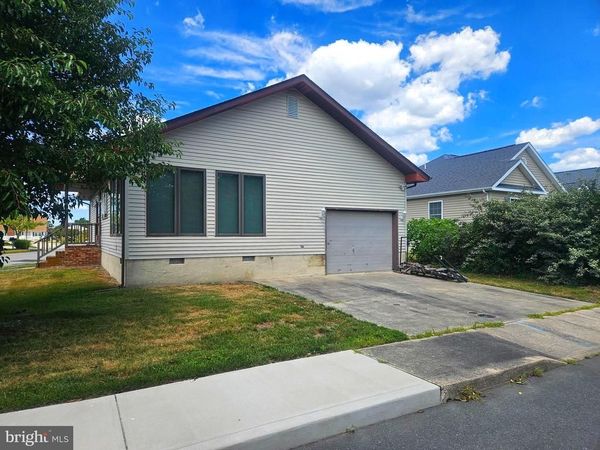 400 136TH STREET , OCEAN CITY, MD 21842