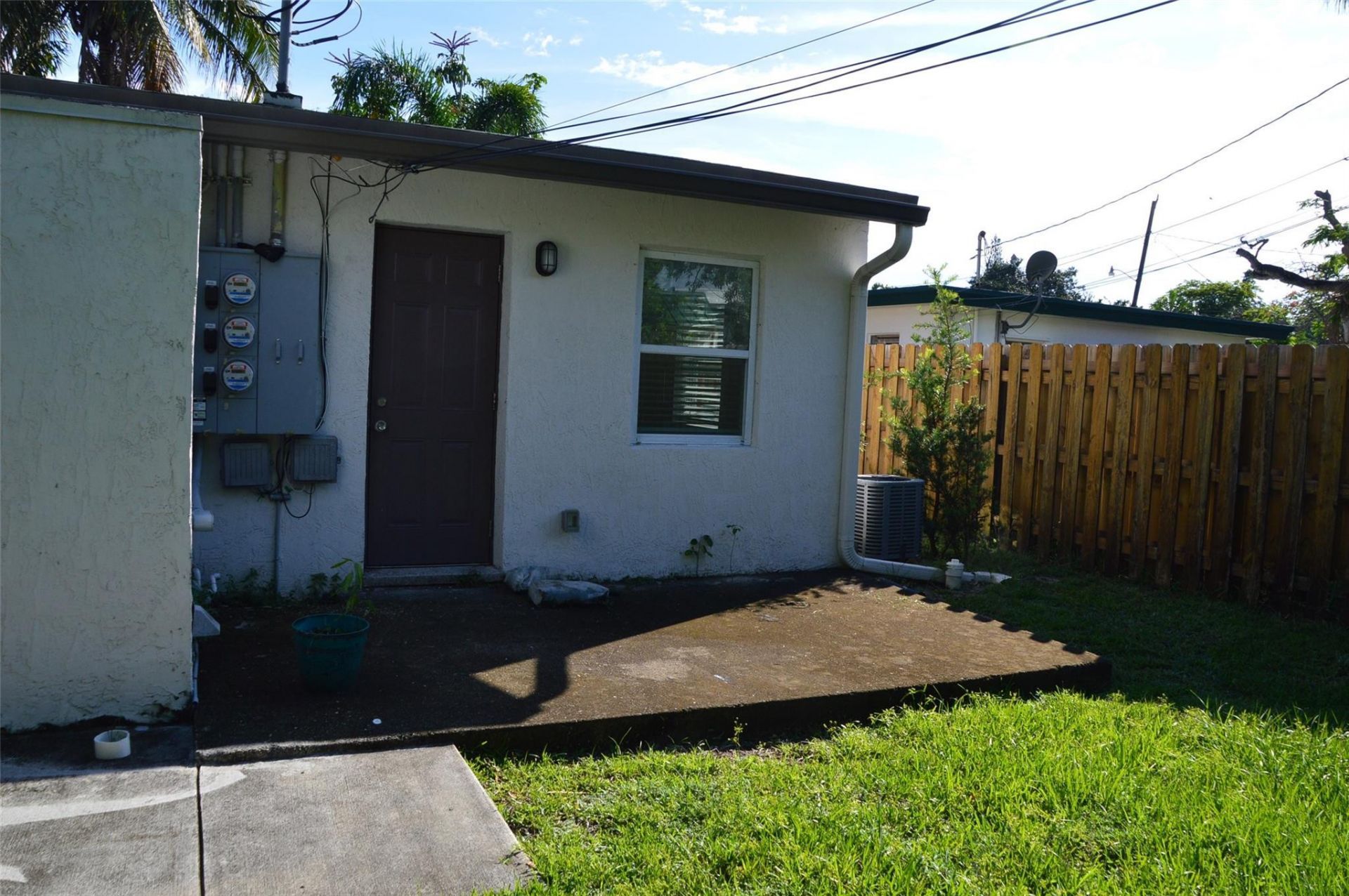 819 NE 14th Court, Unit B, Fort Lauderdale, FL 33304 Photo