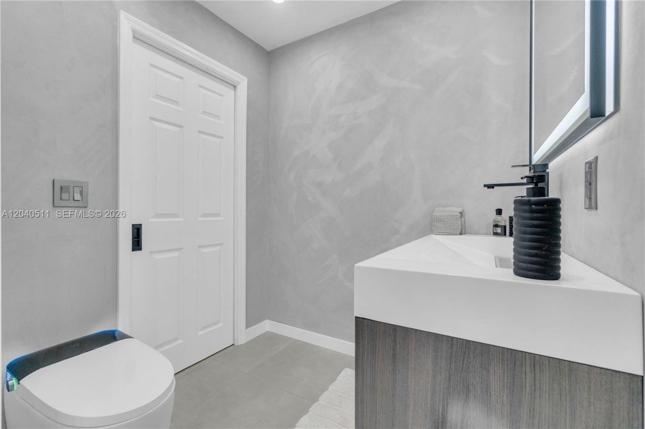 1405 SW 4th Ter , Pompano Beach, FL 33060 Photo