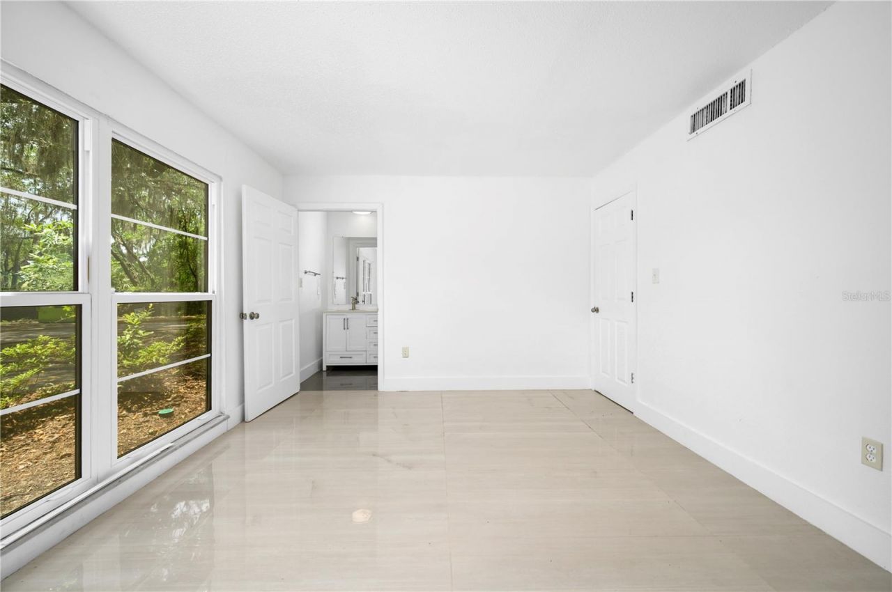 2811 SW Archer Road, Unit T157, Gainesville, FL 32608 Photo