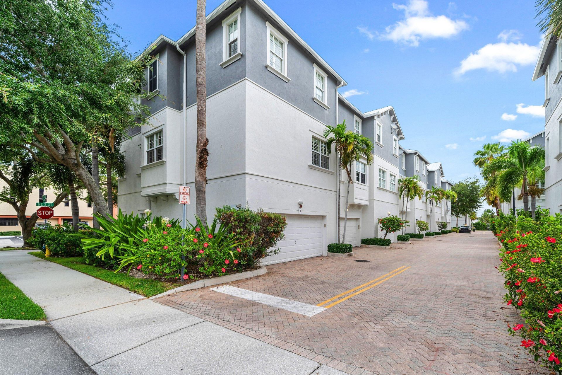 290 NE 5th Avenue, Unit 9, Delray Beach, FL 33483 Photo