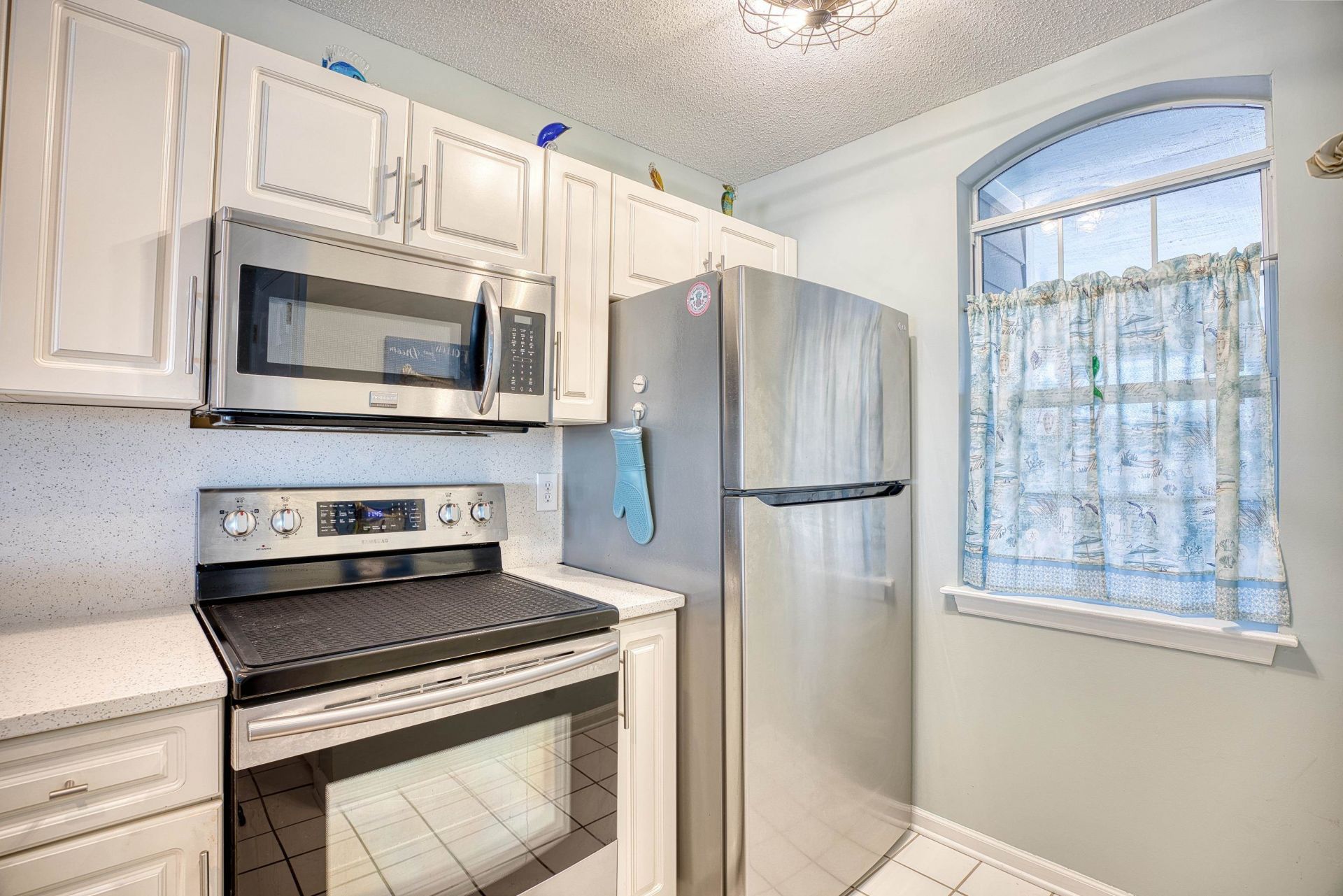 4629 Lightkeepers Way Photo 11