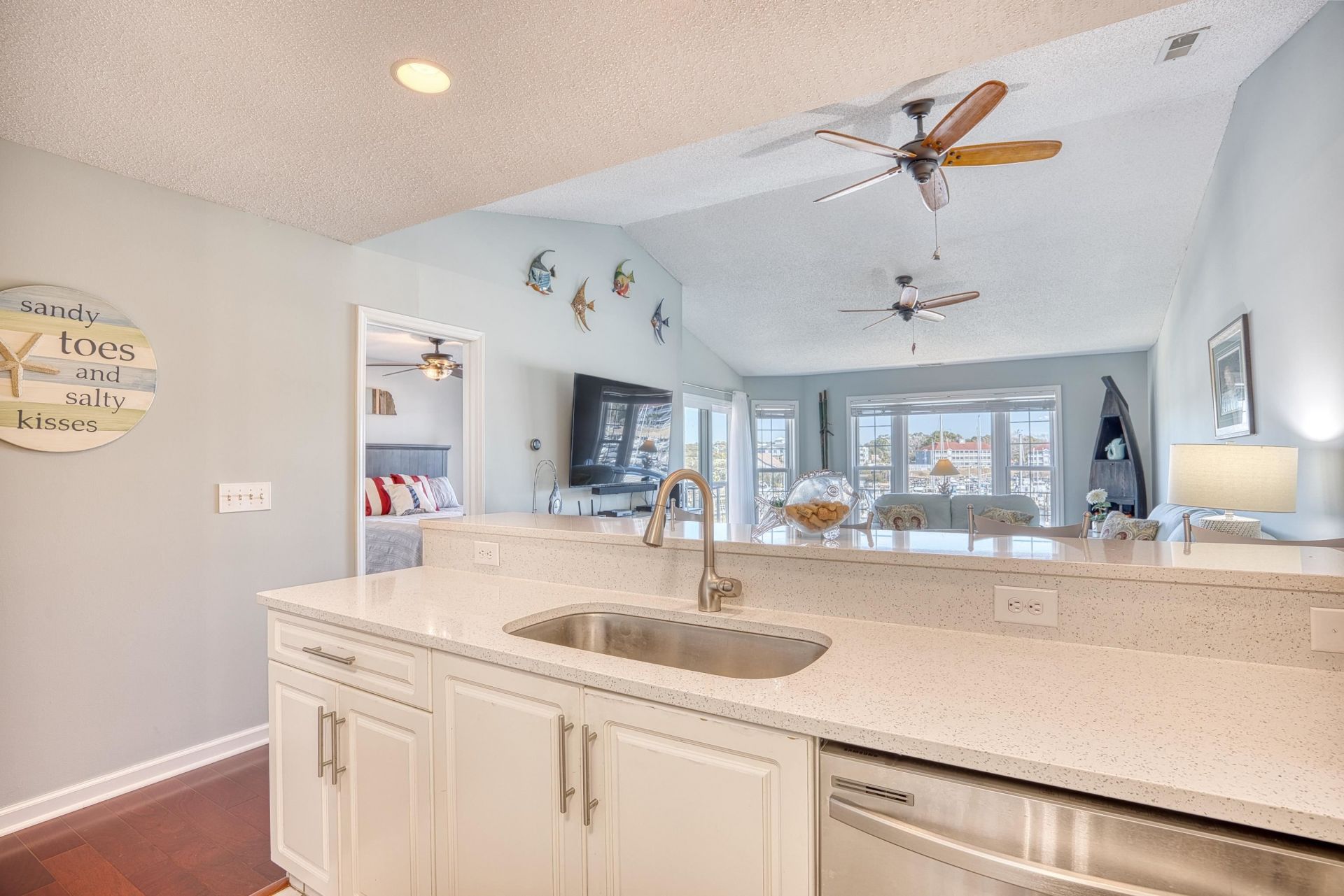 4629 Lightkeepers Way Photo 12