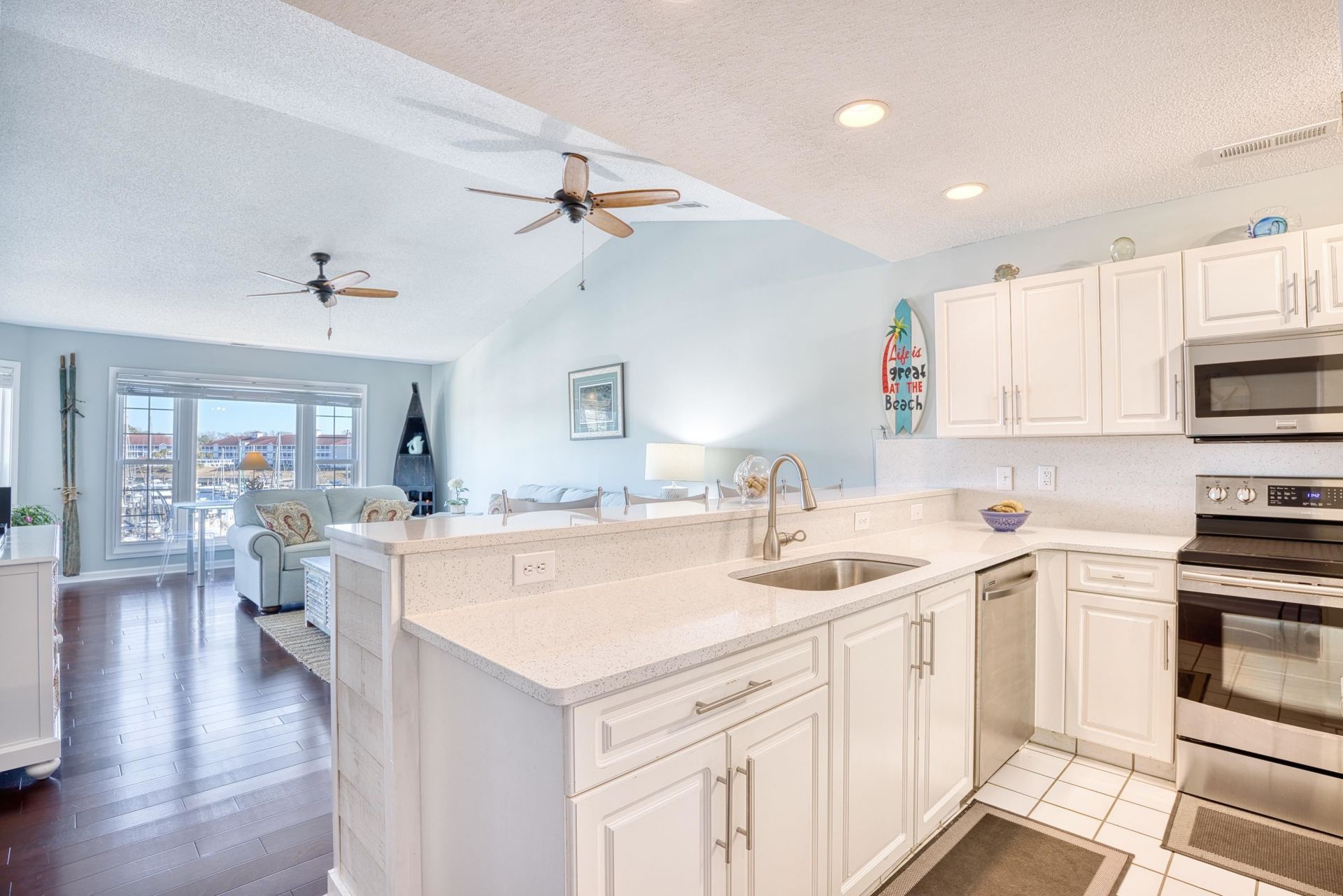 4629 Lightkeepers Way Photo 8