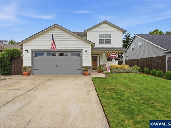 1848 Ash Creek Dr E, Monmouth, OR 97361