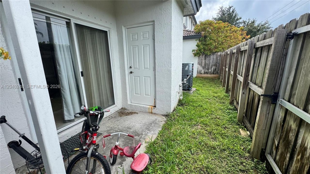 2324 SE 23rd Rd , Unit 2324, Homestead, FL 33035 Photo