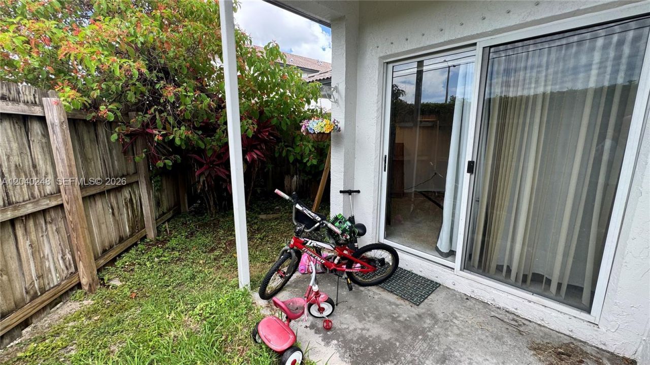 2324 SE 23rd Rd , Unit 2324, Homestead, FL 33035 Photo