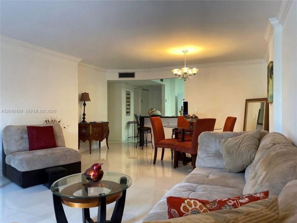 2801 NE 183rd St, Unit 203W, Aventura, FL 33160 Photo