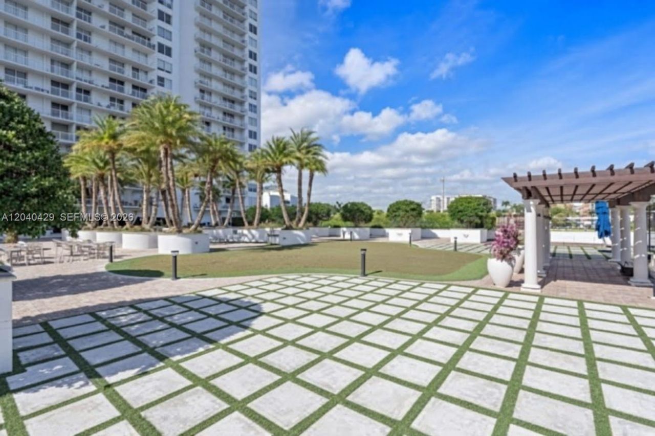 2801 NE 183rd St, Unit 203W, Aventura, FL 33160 Photo