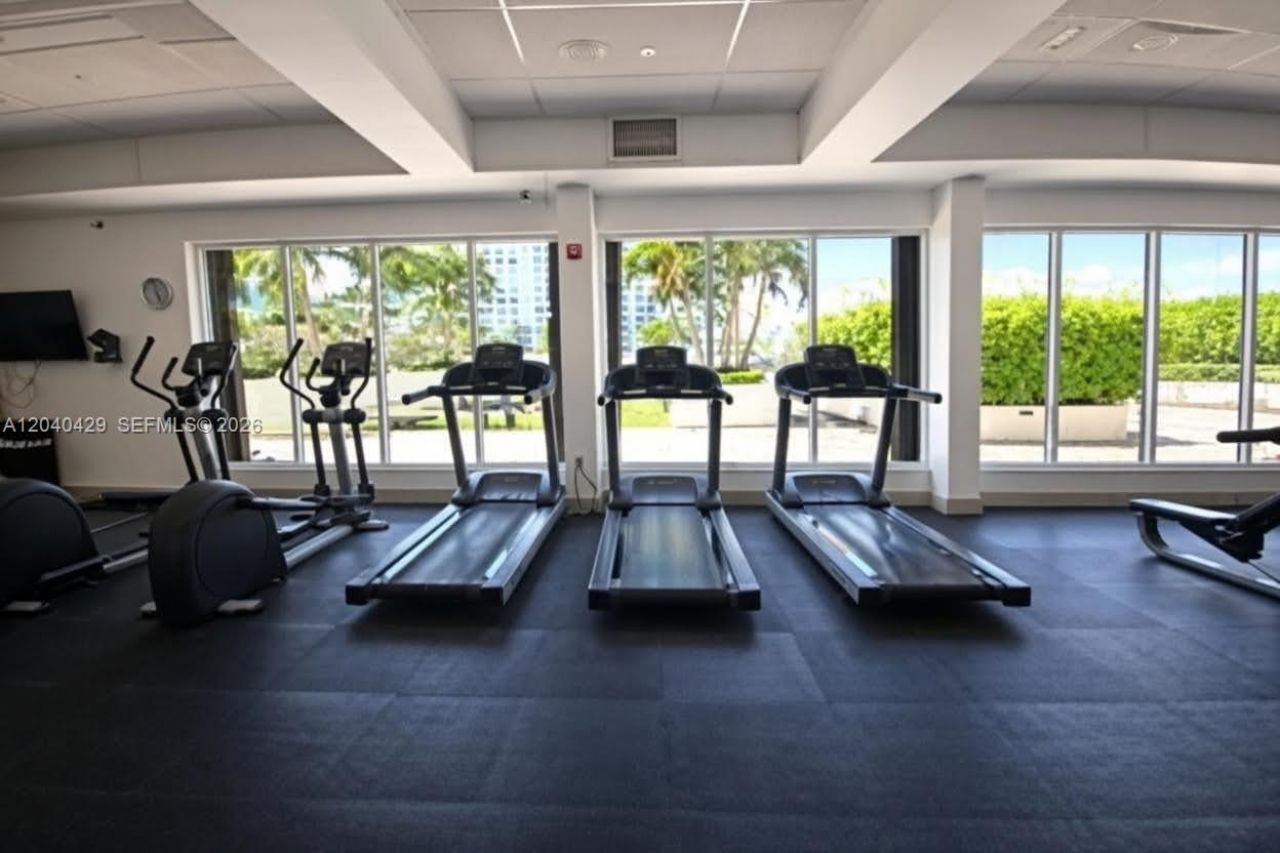 2801 NE 183rd St, Unit 203W, Aventura, FL 33160 Photo