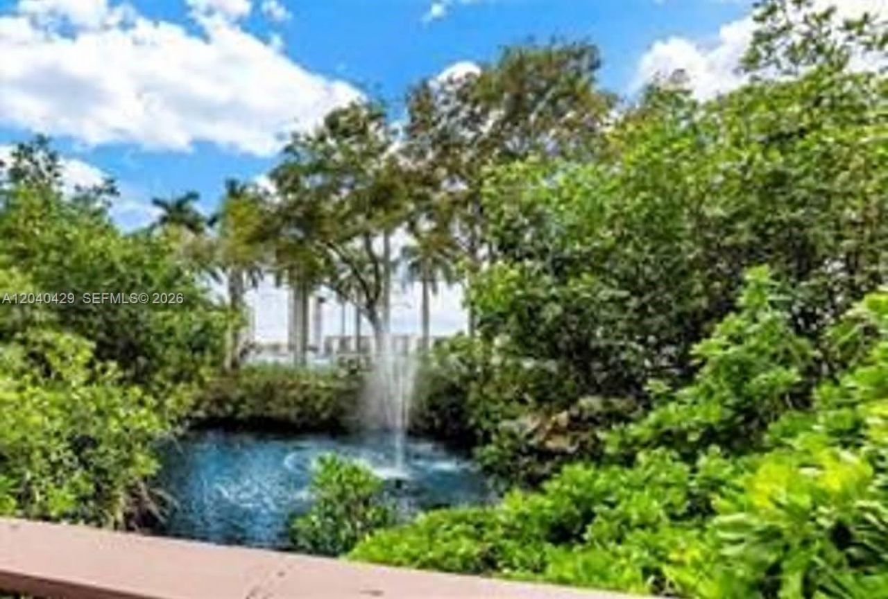 2801 NE 183rd St, Unit 203W, Aventura, FL 33160 Photo