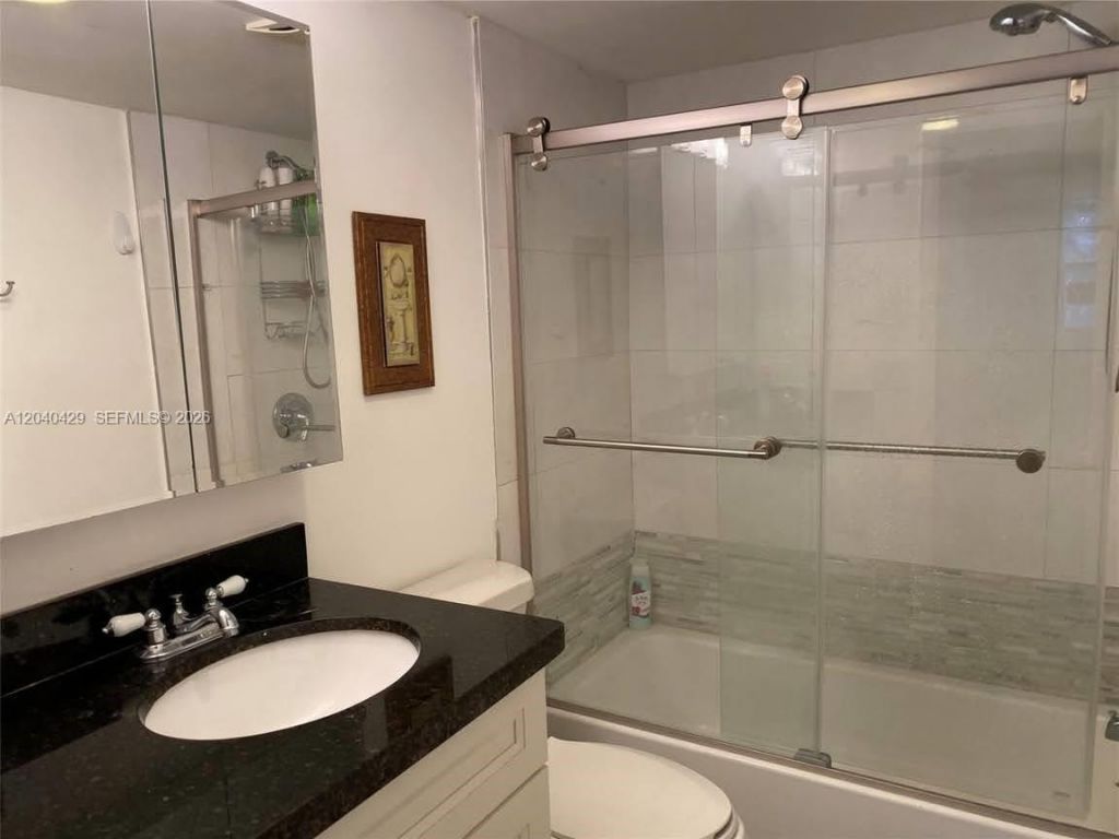 2801 NE 183rd St, Unit 203W, Aventura, FL 33160 Photo