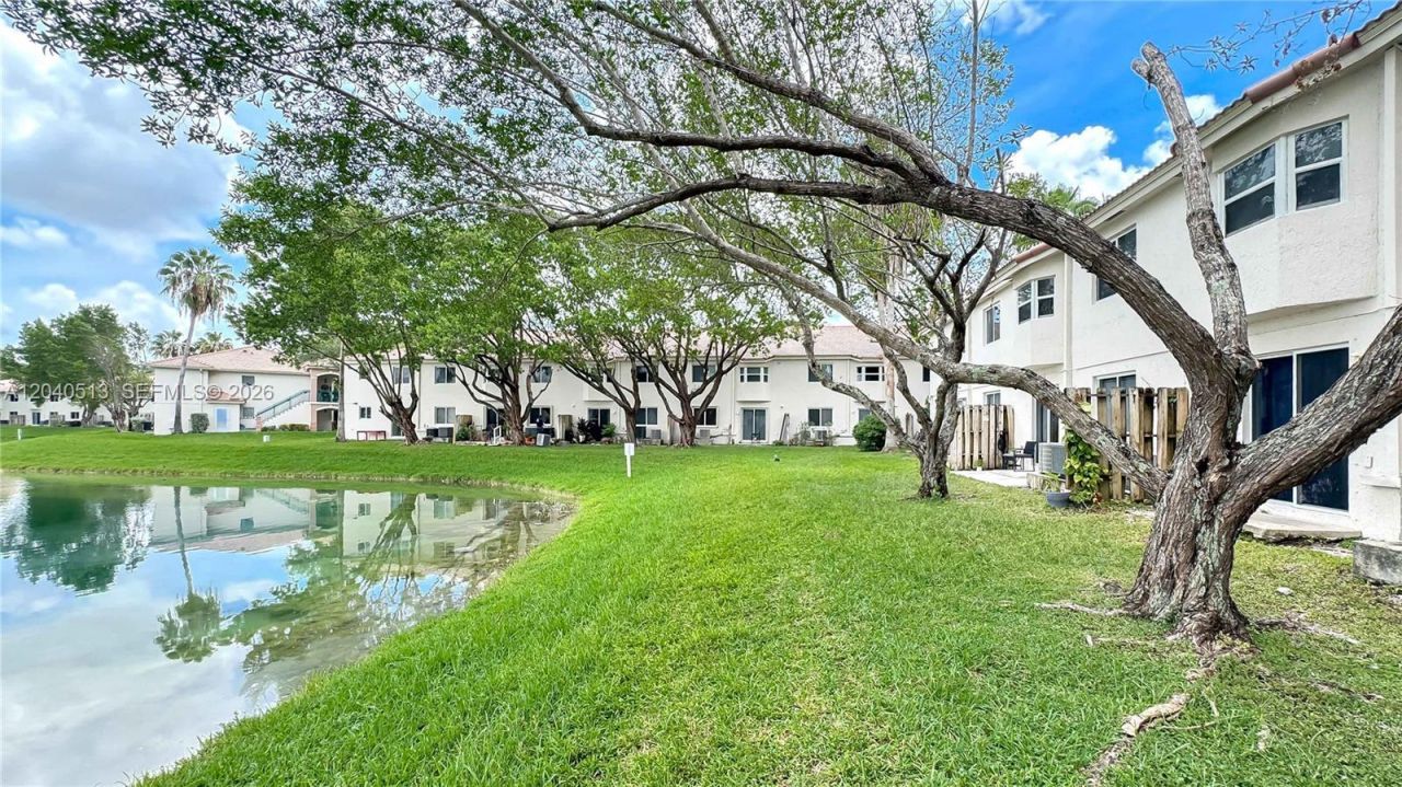 2930 SE 13th Ave, Unit 202-52, Homestead, FL 33035 Photo
