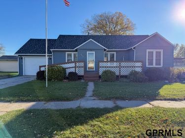 803 Smith Avenue, Elwood, NE 68937