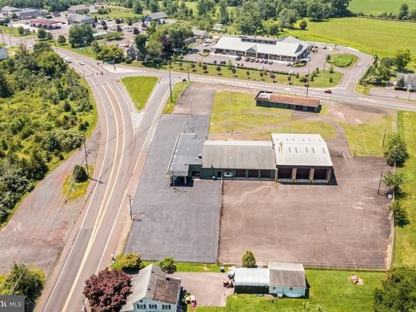 8364 EASTON ROAD , OTTSVILLE, PA 18942