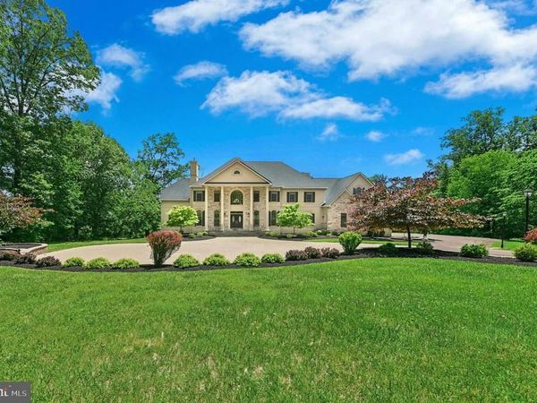 15 GREAT HILLS ROAD , NEW HOPE, PA 18938