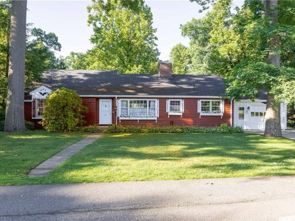 516 Oak Hill Drive , Grove City, PA 16127