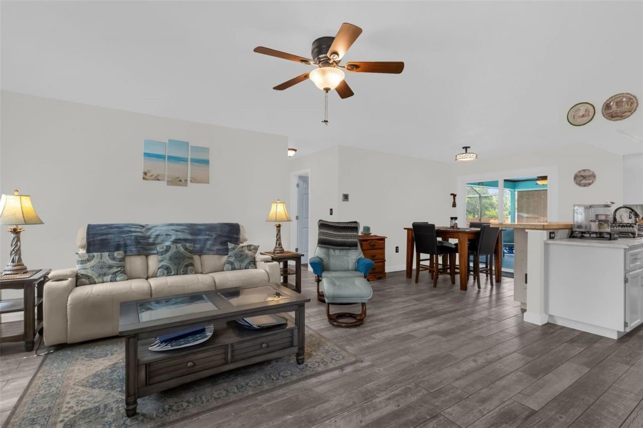 5202 Sydney Road , Fruitland Park, FL 34731 Photo