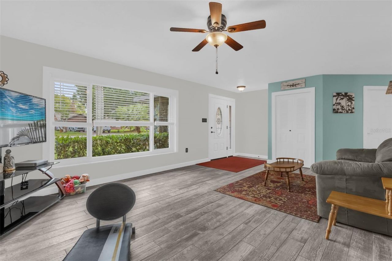 5202 Sydney Road , Fruitland Park, FL 34731 Photo