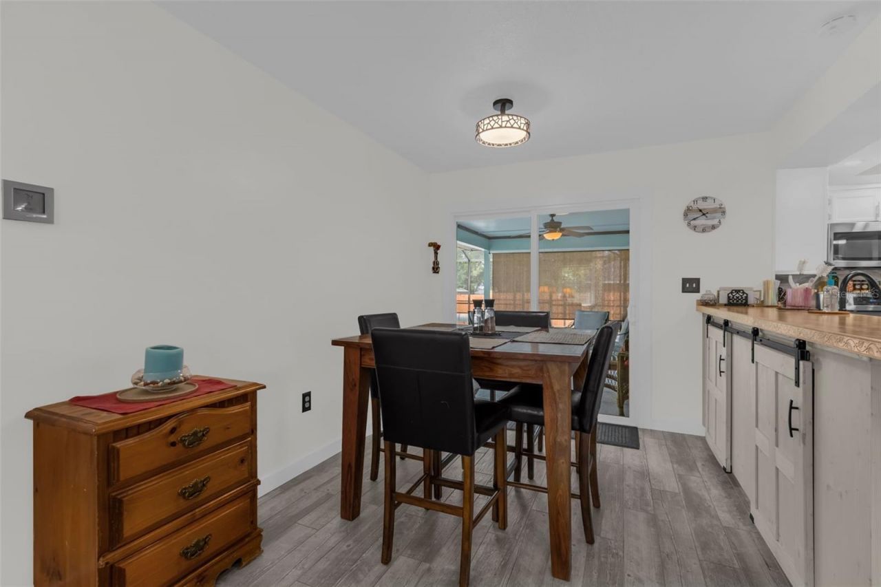 5202 Sydney Road , Fruitland Park, FL 34731 Photo